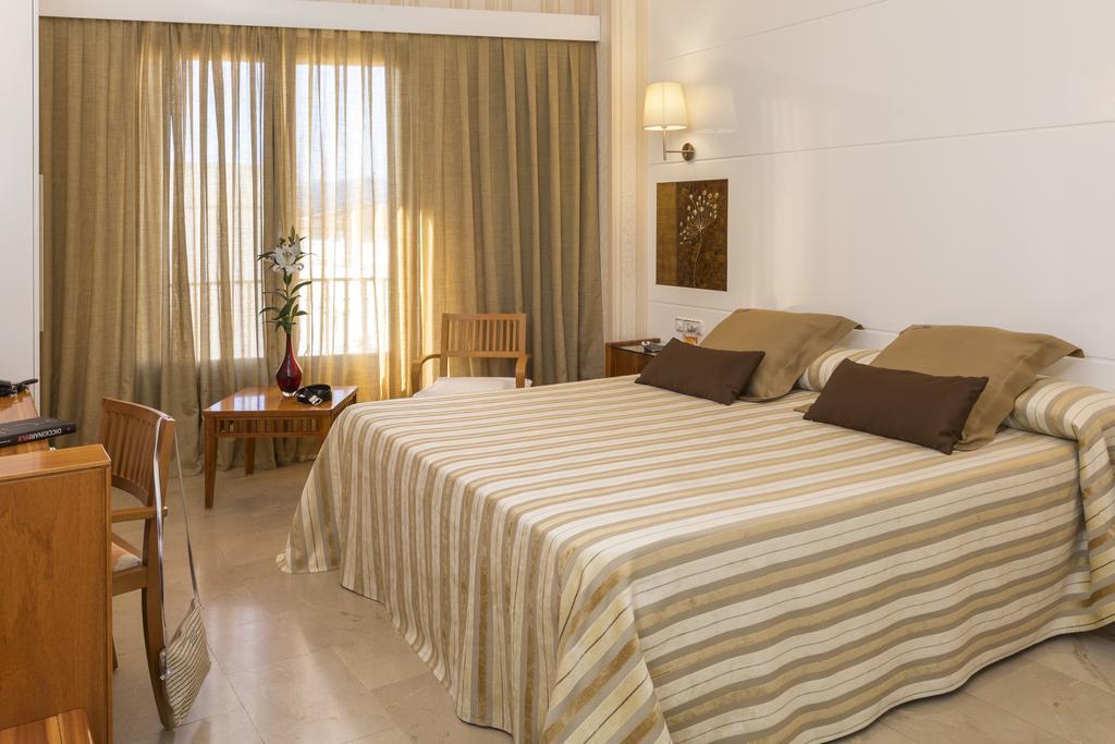 Hotel Spa Porto Cristo El Port De La Selva Екстер'єр фото